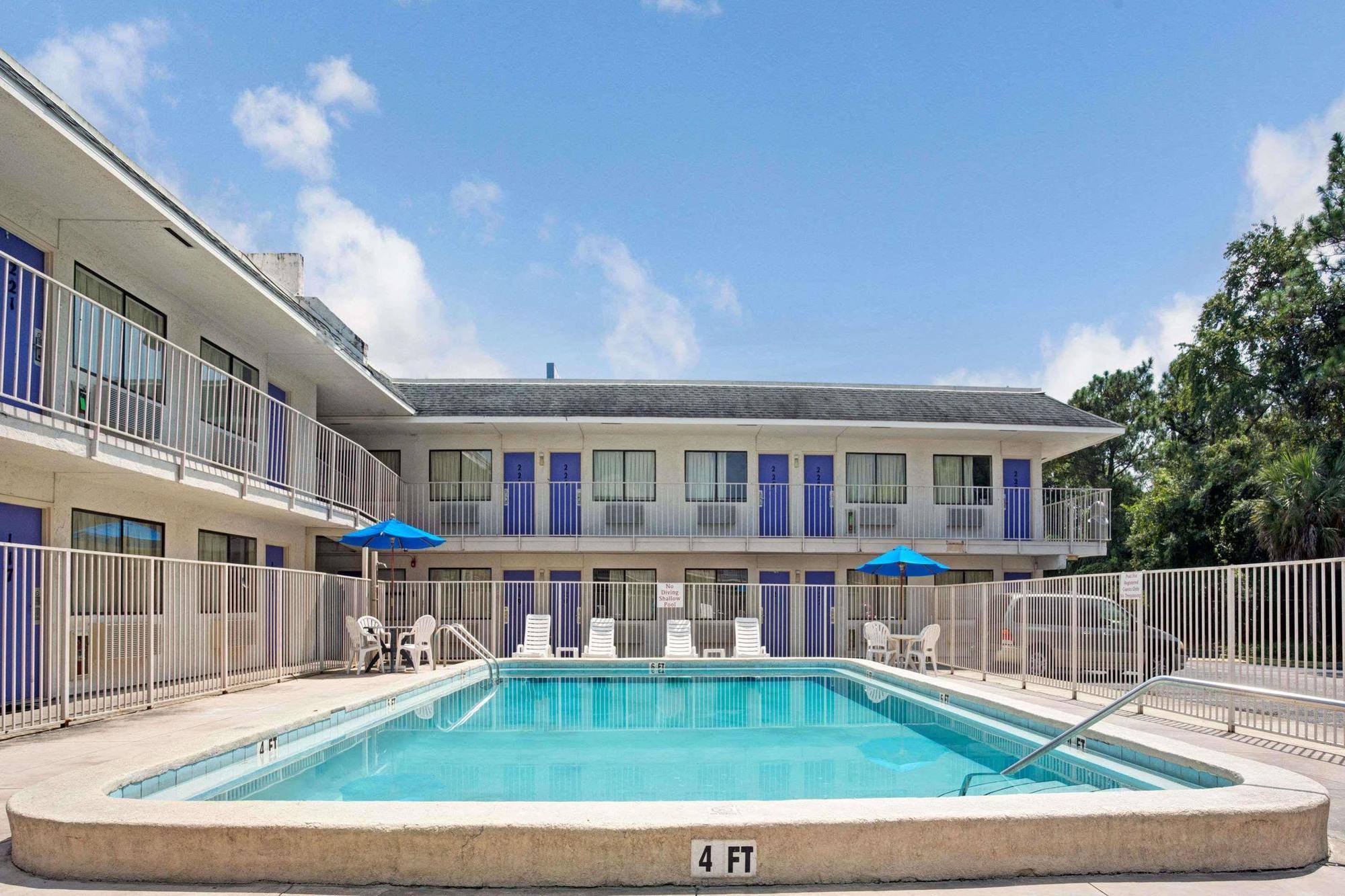 Knights Inn Jacksonville Airport Екстериор снимка