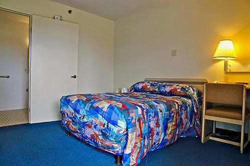Knights Inn Jacksonville Airport Екстериор снимка
